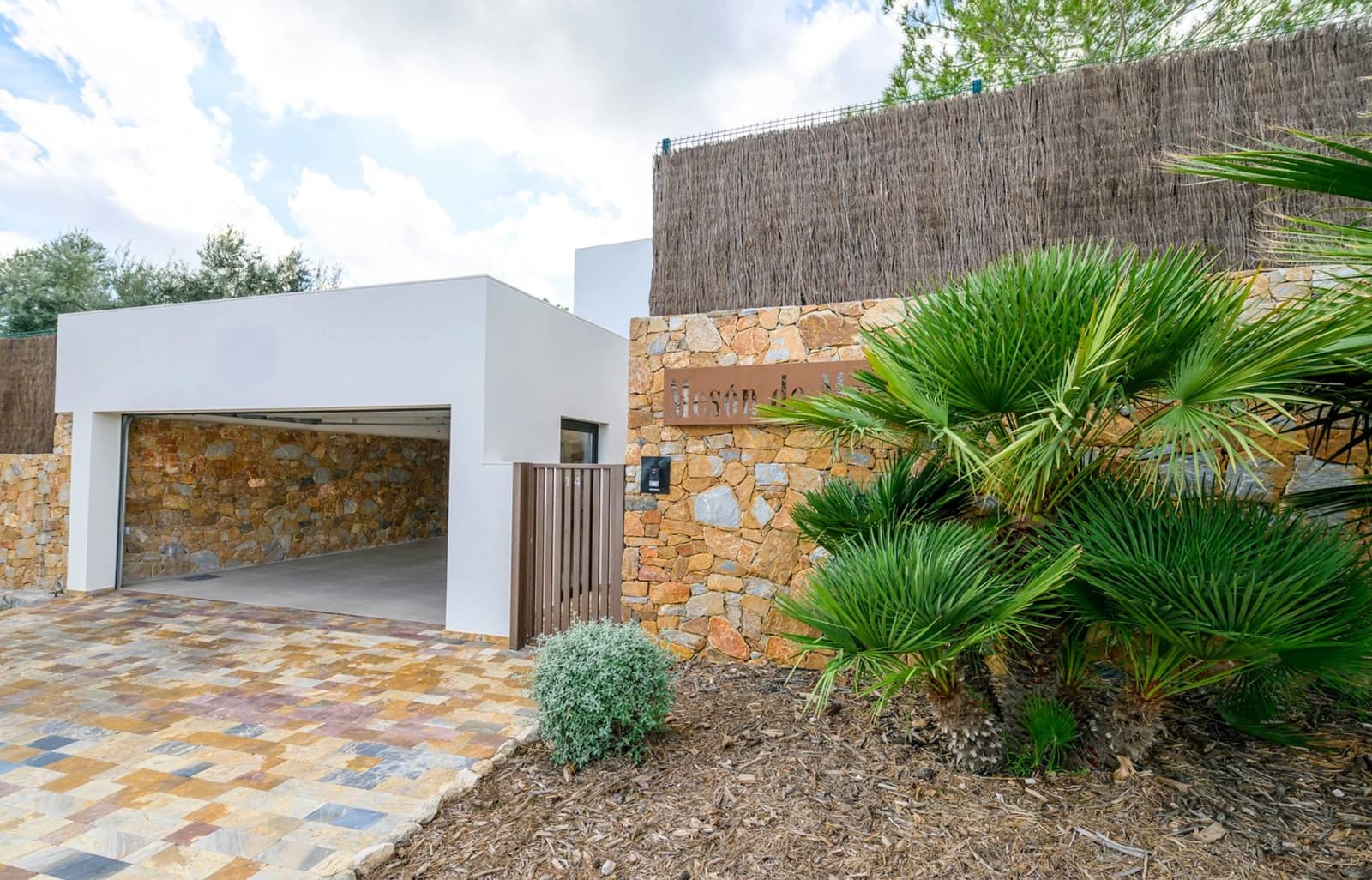 3 sovrum Villa till salu i Las Colinas Golf med pool - 1 895 000 € (Ref: 7574548)