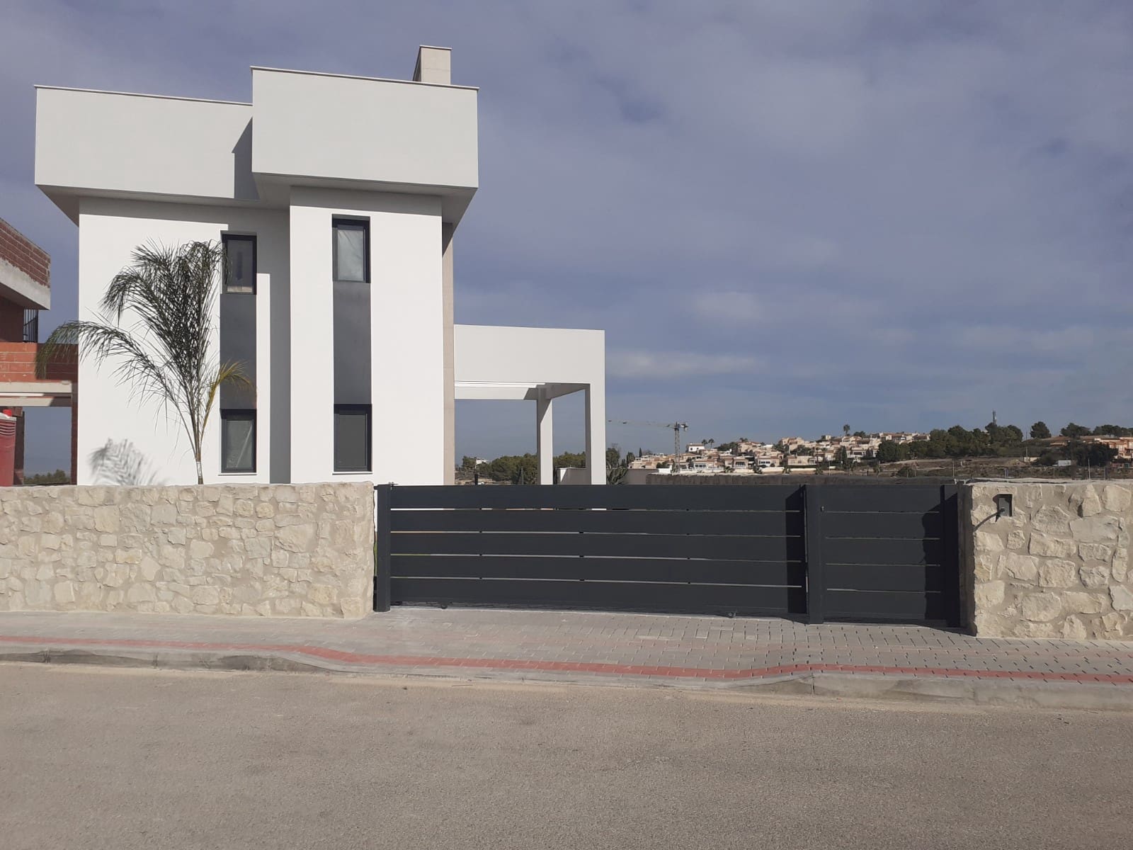 2 bedroom Villa for sale in Algorfa with pool garage - € 465,000 (Ref: 7668595)