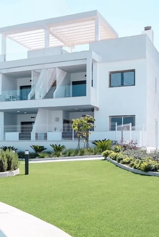 Apartamento de 2 habitaciones en Los Balcones en venta con piscina garaje - 299.900 € (Ref: 7705670)