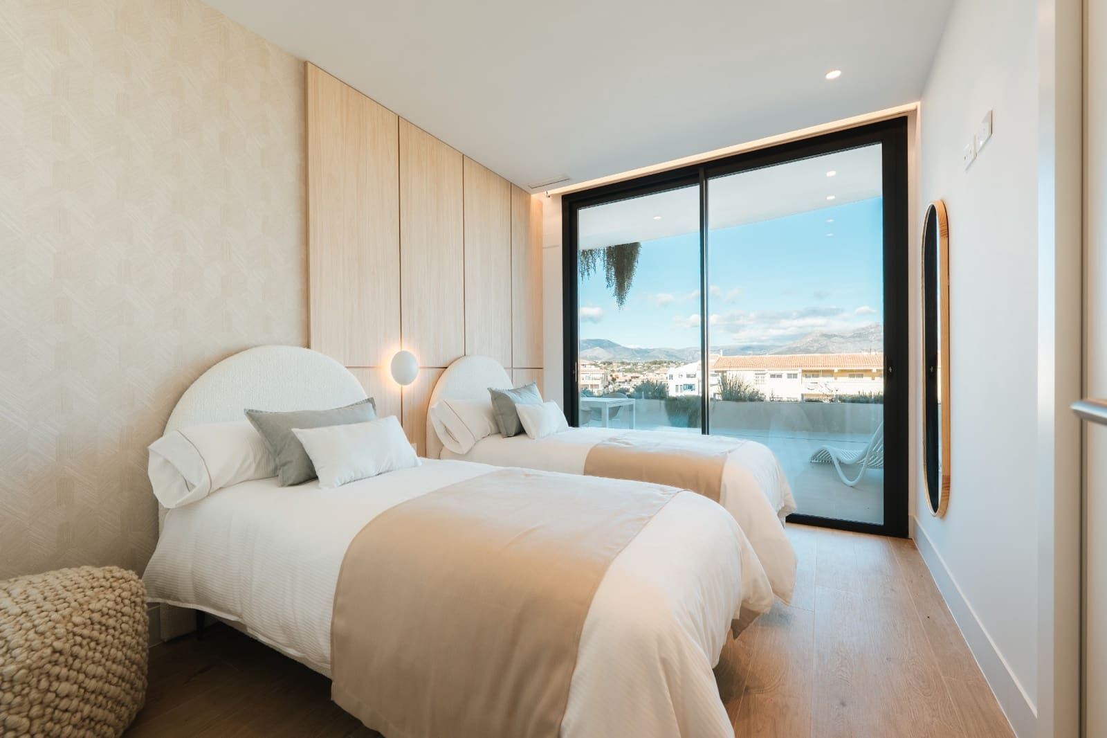 3 bedroom Apartment for sale in Albir with pool garage - € 850,000 (Ref: 7708904)