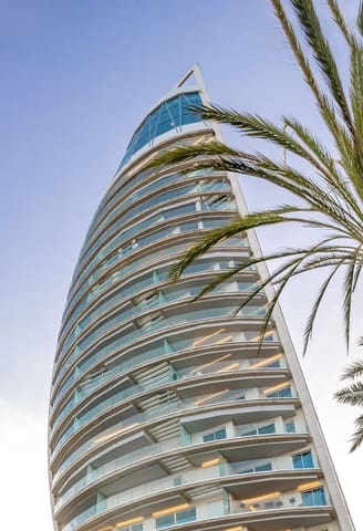 3 makuuhuone Huoneisto myytävänä paikassa Playa Poniente, Benidorm mukana uima-altaan 
autotalli - 1 100 000 € (Ref: 7710324)