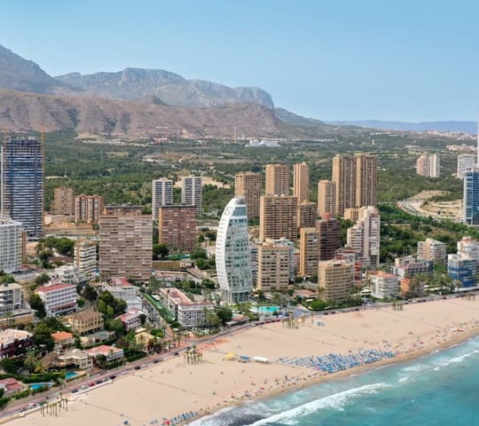 3 makuuhuone Huoneisto myytävänä paikassa Playa Poniente, Benidorm mukana uima-altaan 
autotalli - 1 100 000 € (Ref: 7710324)