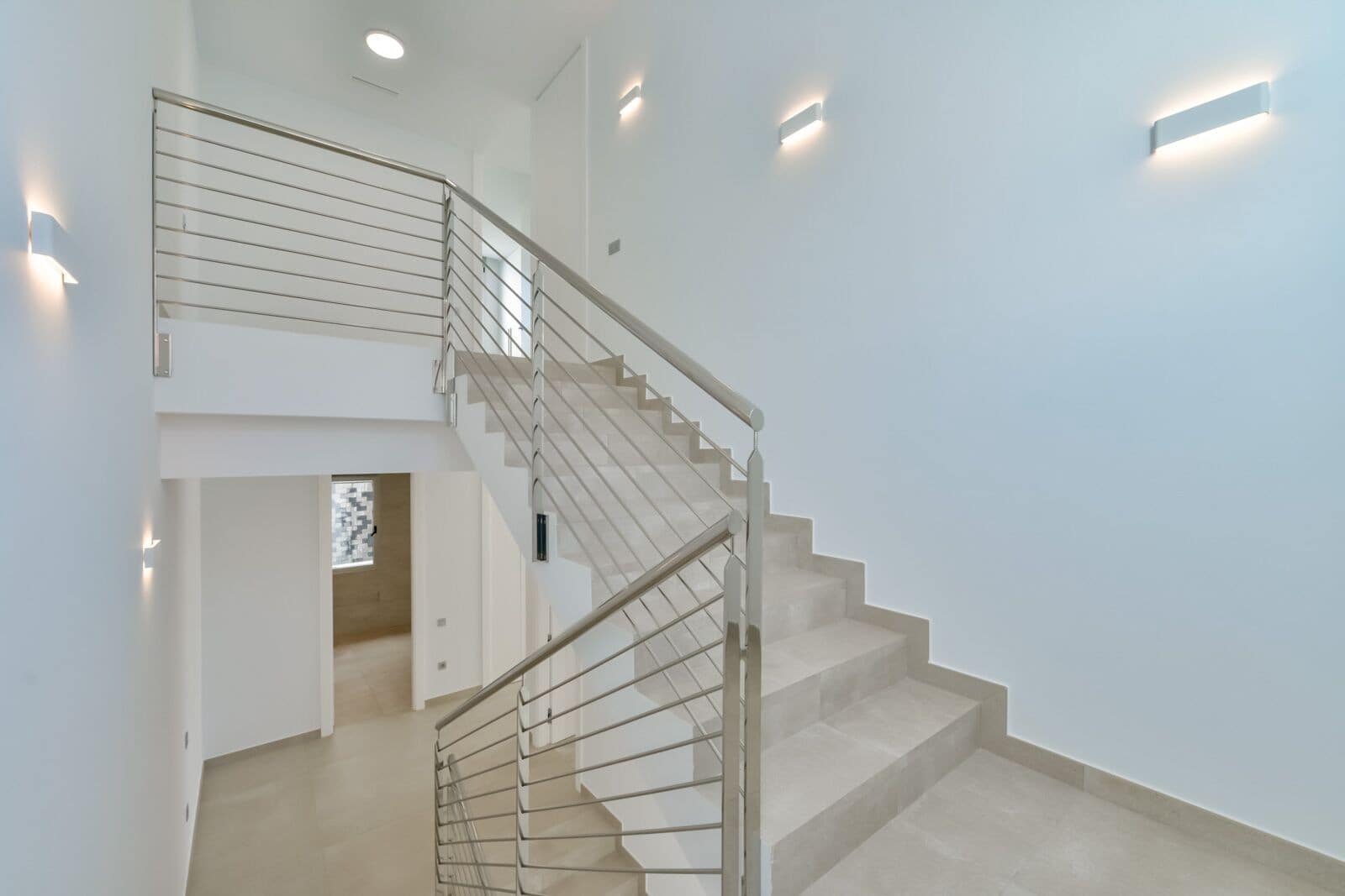 4 bedroom Villa for sale in Finestrat with pool garage - € 1,750,000 (Ref: 7736522)