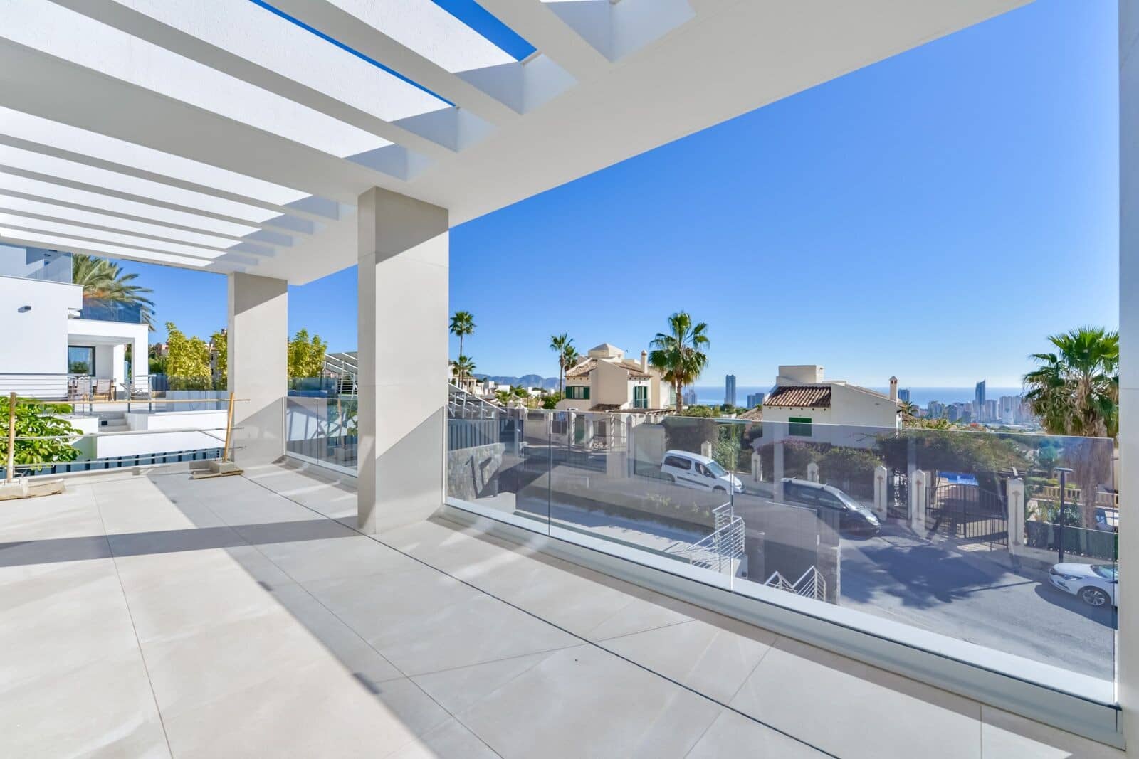 4 bedroom Villa for sale in Finestrat with pool garage - € 1,750,000 (Ref: 7736522)