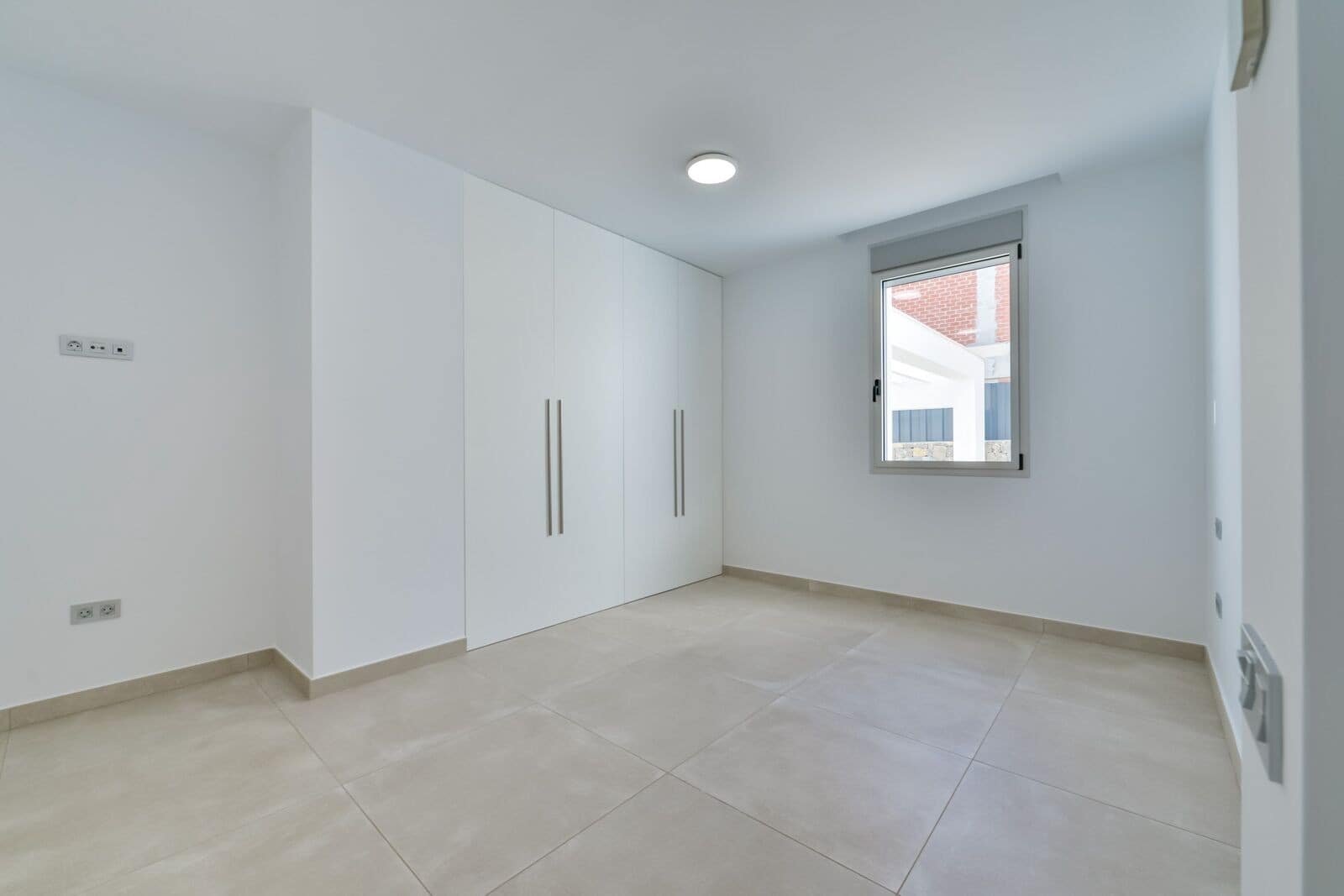 4 bedroom Villa for sale in Finestrat with pool garage - € 1,750,000 (Ref: 7736522)