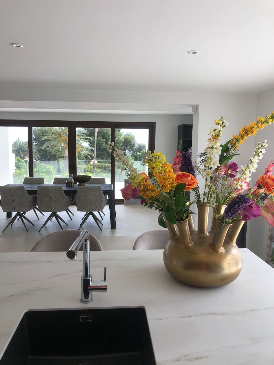 5 bedroom Villa for sale in Altea with pool garage - € 2,250,000 (Ref: 7856957)