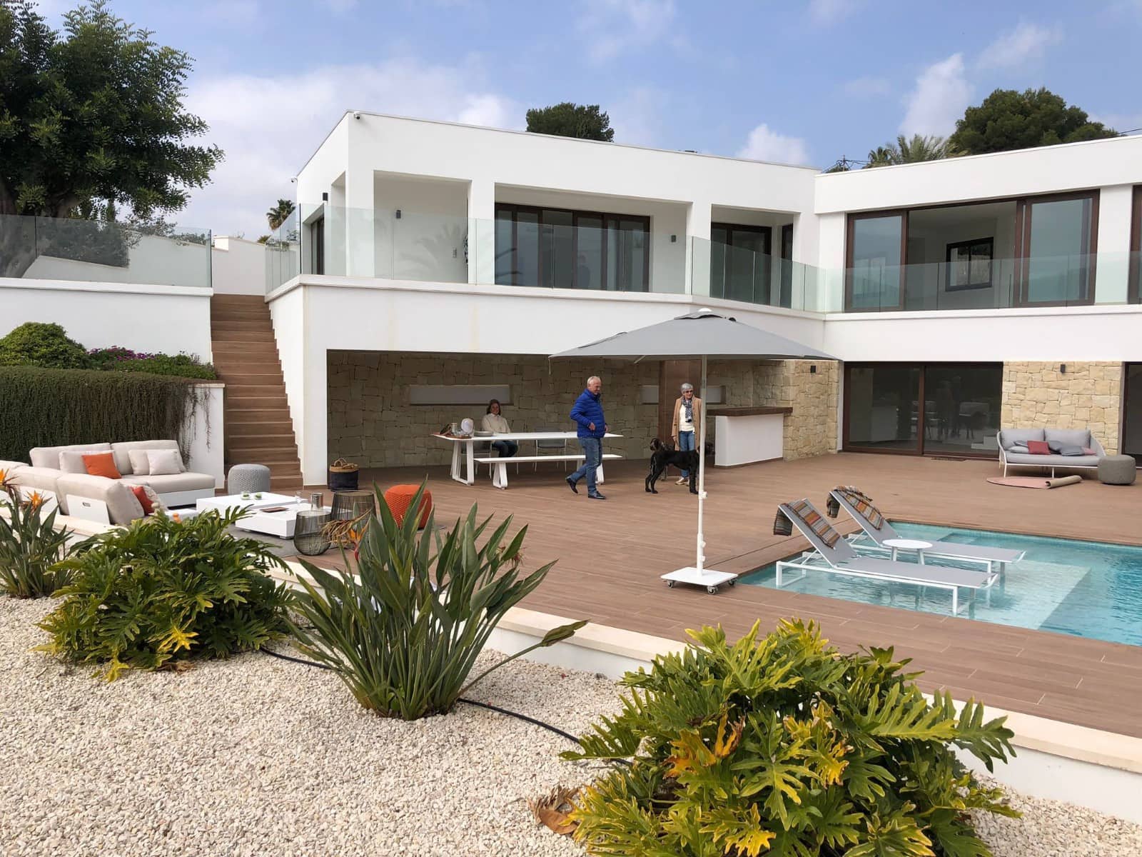 5 bedroom Villa for sale in Altea with pool garage - € 2,250,000 (Ref: 7856957)
