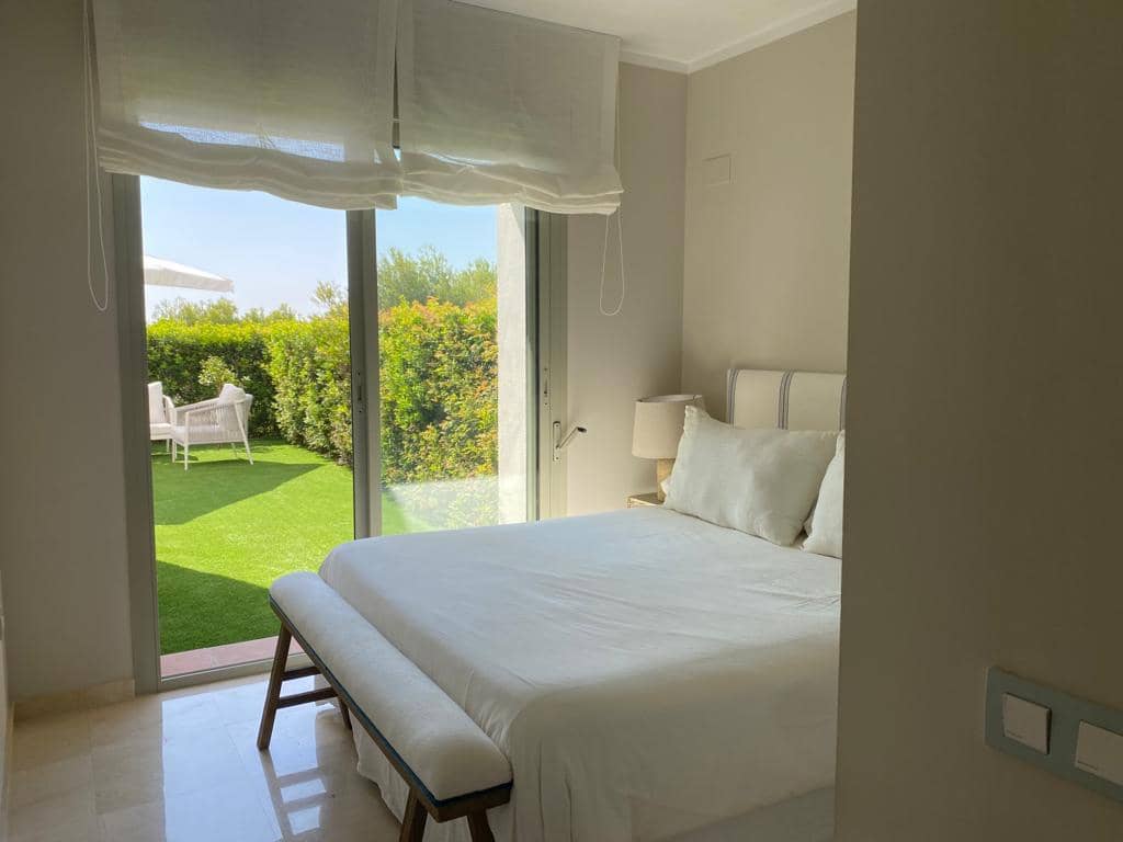 2 Zimmer Apartment zu verkaufen in Las Colinas Golf mit Pool - 299.000 € (Ref: 7882865)