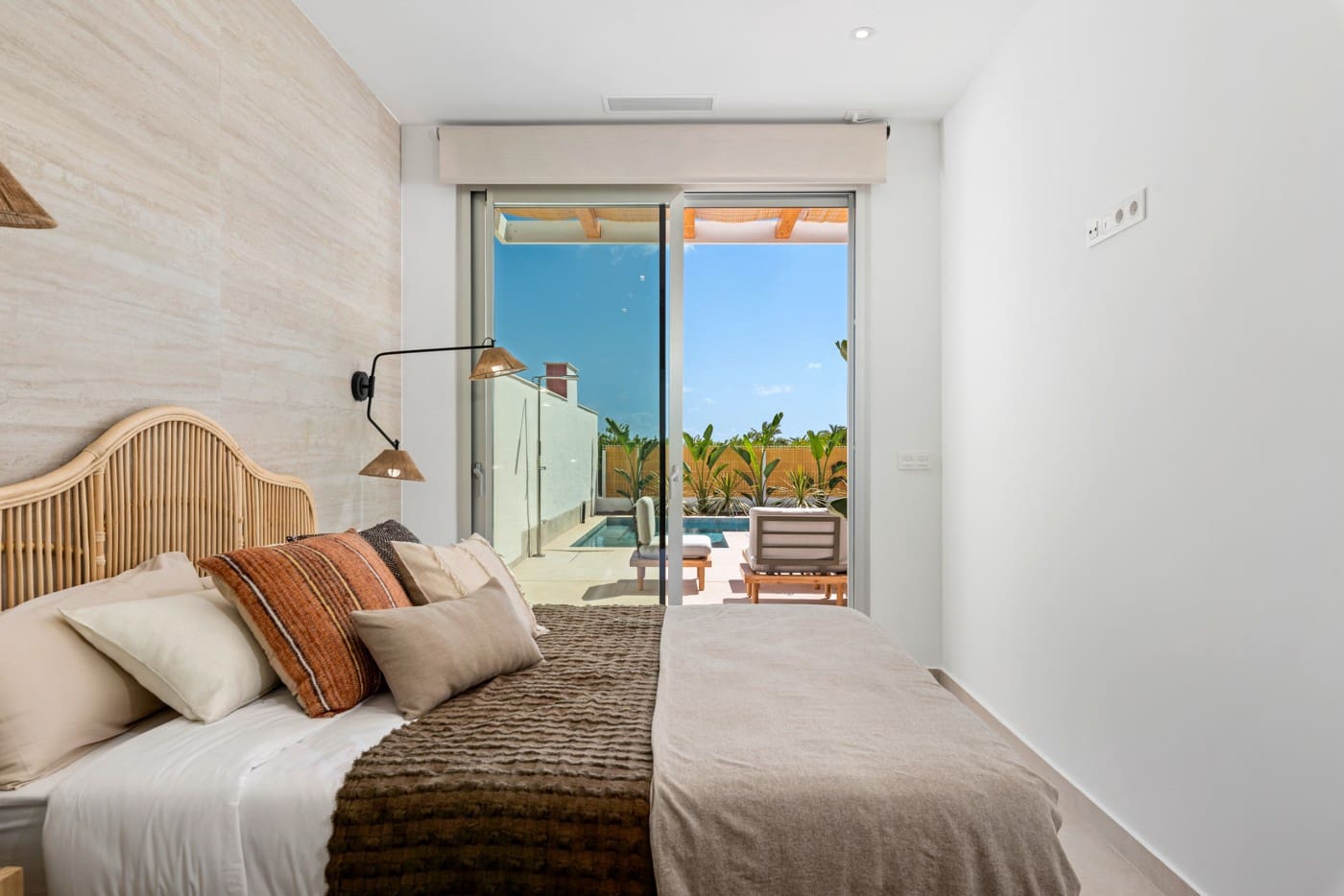 3 bedroom Villa for sale in Benijofar with pool - € 539,900 (Ref: 7887426)