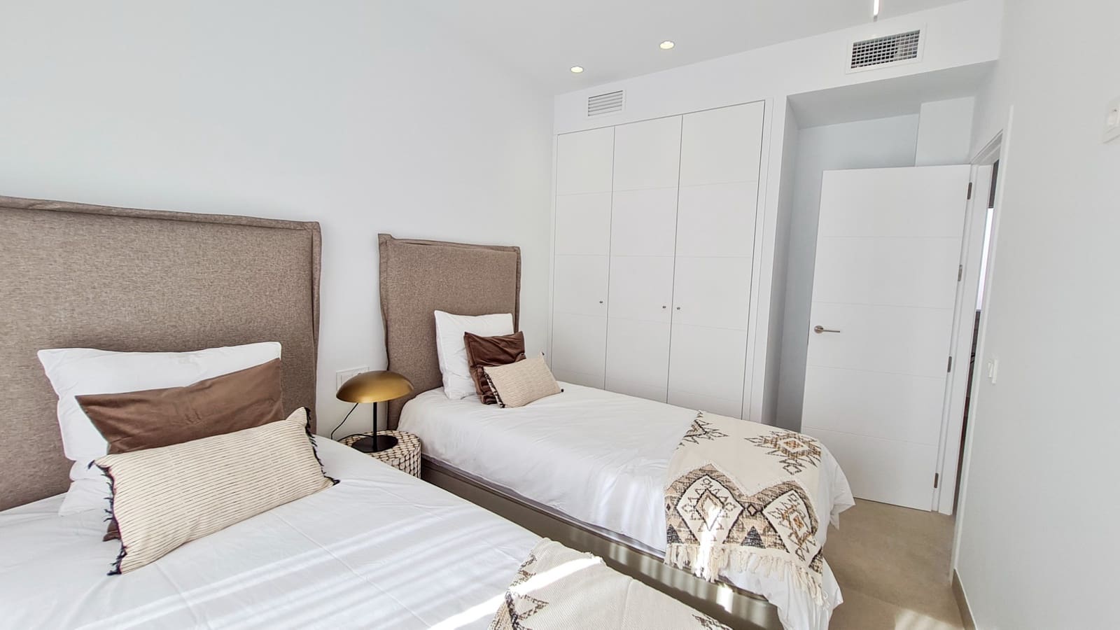 3 bedroom Villa for sale in San Pedro del Pinatar with pool - € 375,000 (Ref: 7928653)