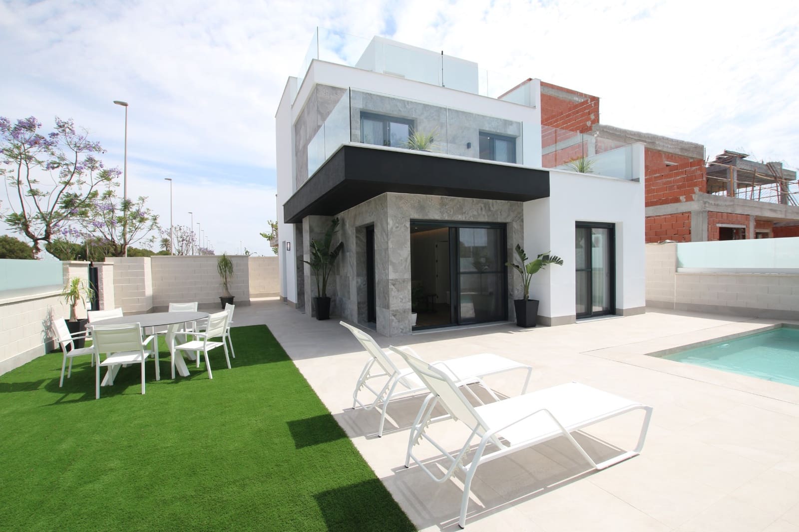 3 Zimmer Villa zu verkaufen in Pilar de la Horadada mit Pool Garage - 485.000 € (Ref: 7950745)