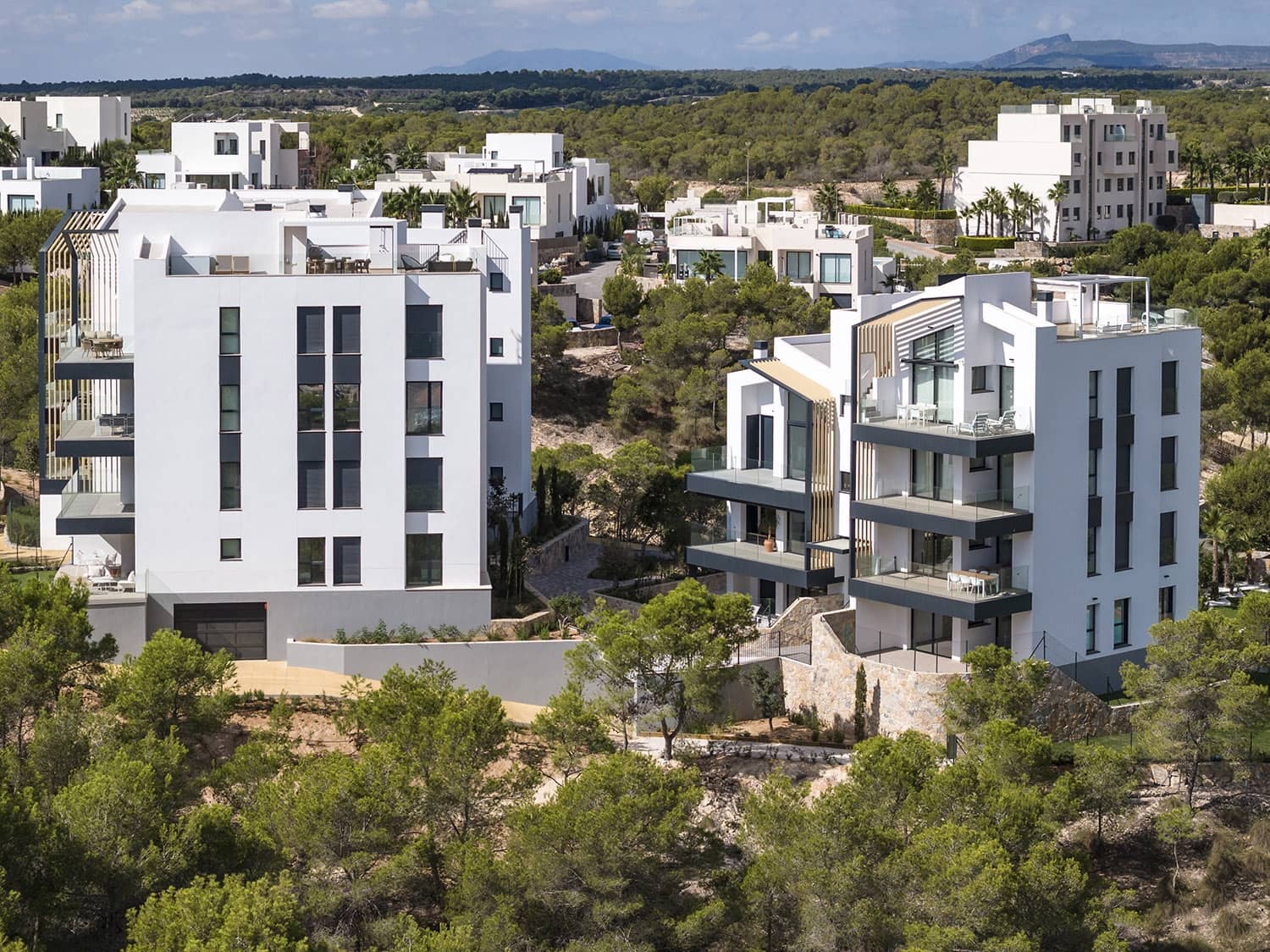 2 slaapkamer Appartement te koop in Las Colinas Golf met zwembad - € 450.000 (Ref: 7973713)