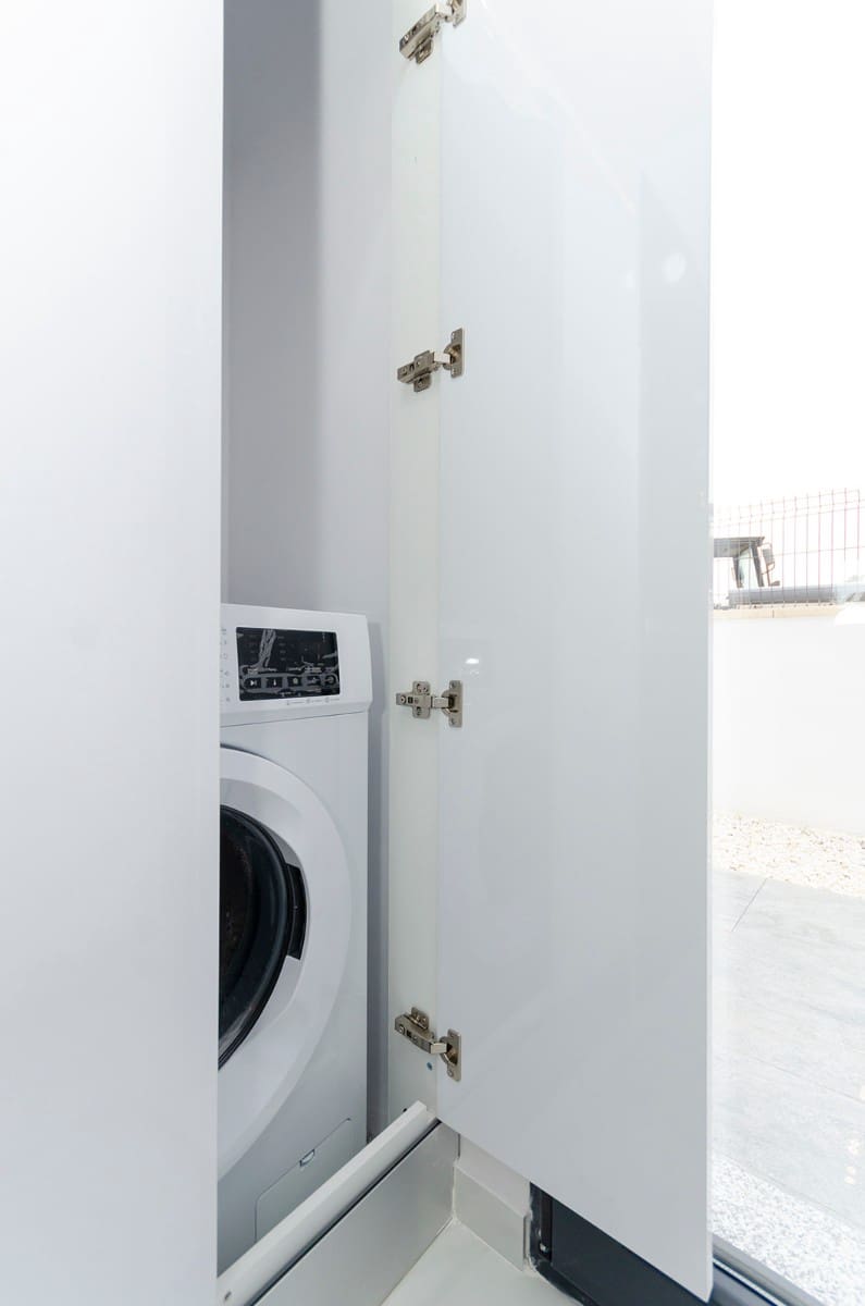 3 bedroom Villa for sale in Torrevieja with pool - € 409,000 (Ref: 8067513)