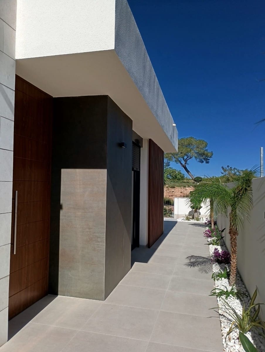 3 slaapkamer Villa te koop in Pilar de la Horadada met zwembad garage - € 586.000 (Ref: 8133061)