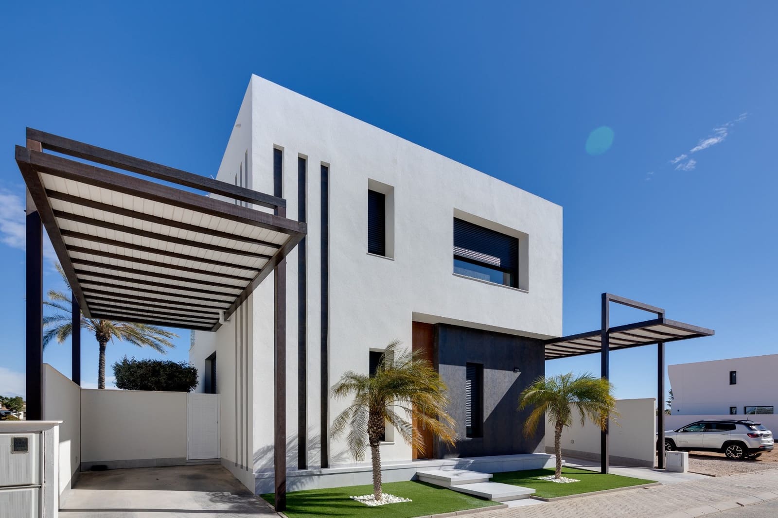 3 bedroom Villa for sale in Pilar de la Horadada with pool - € 574,000 (Ref: 8133062)