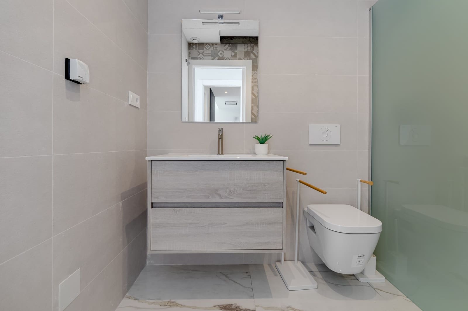 2 chambre Penthouse à vendre à Guardamar del Segura avec piscine garage - 449 000 € (Ref: 8173707)