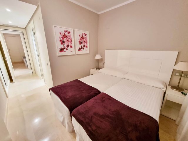 2 soveværelse Lejlighed til leje i Las Colinas Golf, Orihuela med swimmingpool garage - € 1.600 (Ref: 8252007)