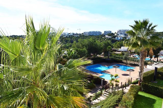 2 soveværelse Lejlighed til leje i Las Colinas Golf, Orihuela med swimmingpool garage - € 1.600 (Ref: 8252007)