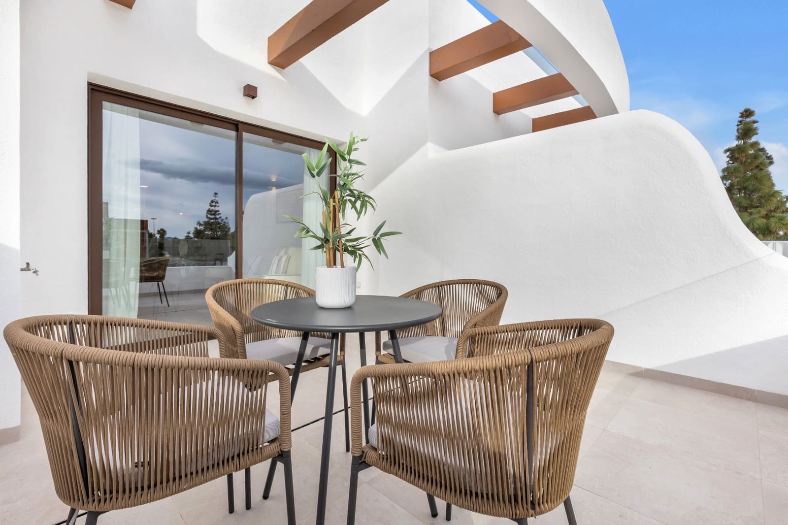 2 soveværelse Penthouse til salg i Los Alcazares med swimmingpool - € 339.000 (Ref: 8406047)