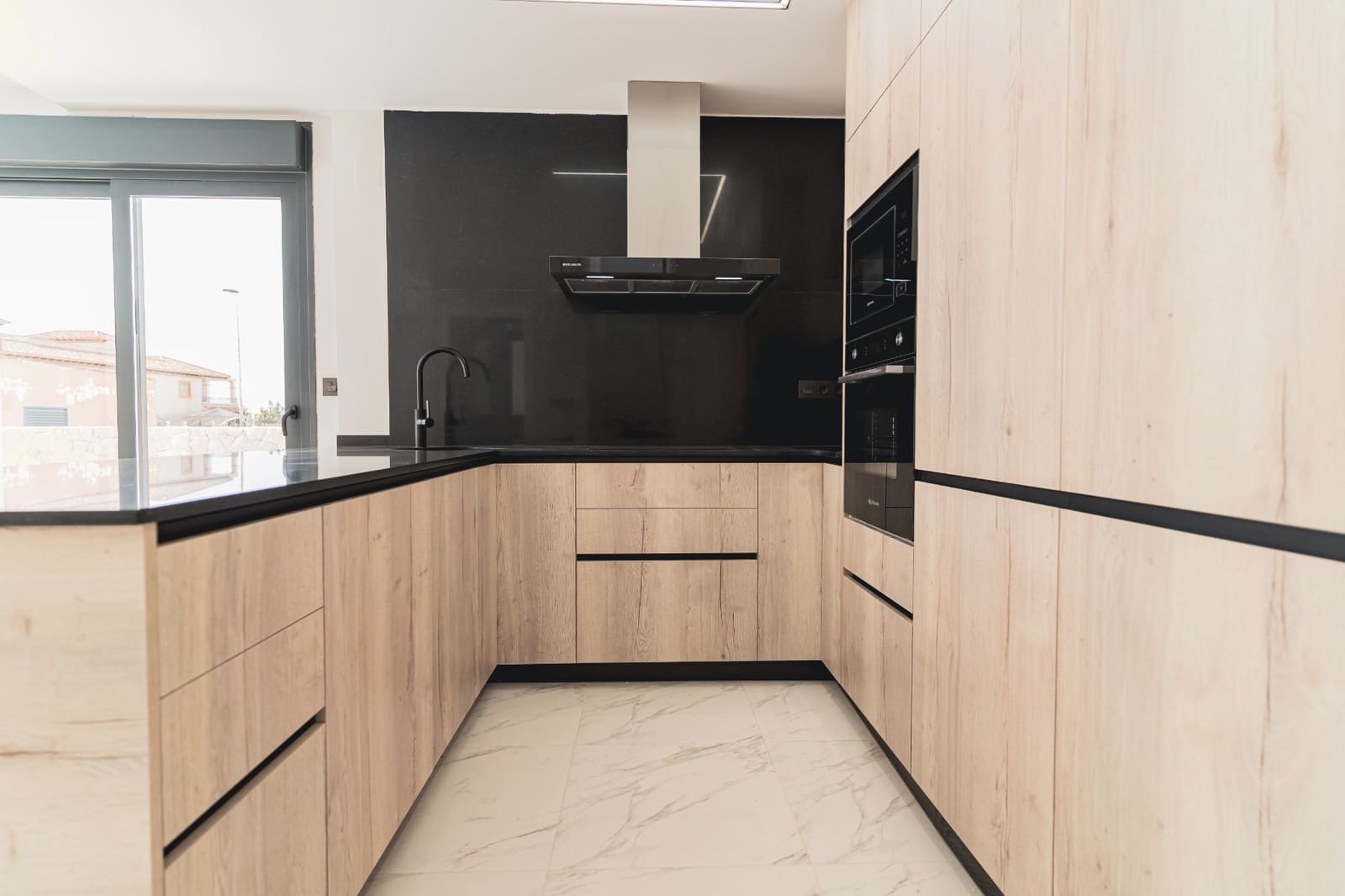 4 makuuhuone Huvila myytävänä paikassa Pilar de la Horadada mukana uima-altaan - 575 000 € (Ref: 8406587)