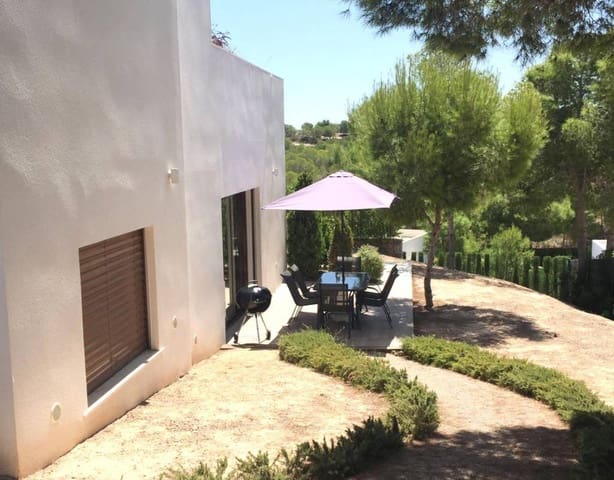 3 slaapkamer Villa te koop in Las Colinas Golf, Orihuela met zwembad - € 649.000 (Ref: 8413155)