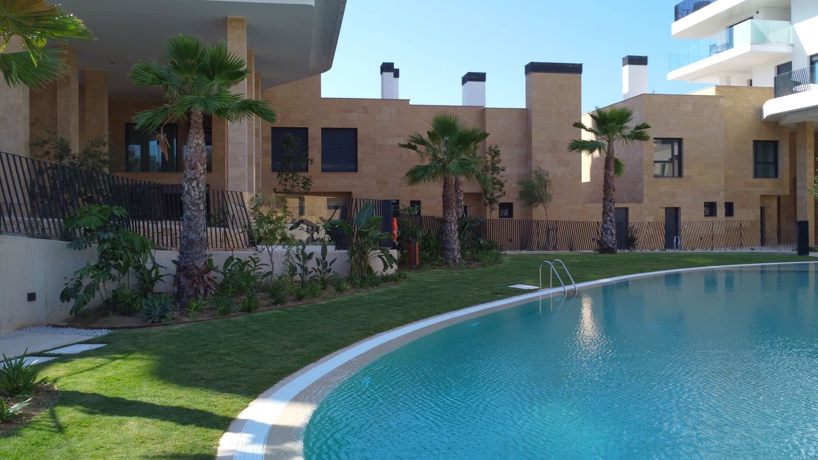 2 Zimmer Apartment zu verkaufen in La Villajoyosa / Vila Joiosa mit Pool Garage - 445.000 € (Ref: 8433386)