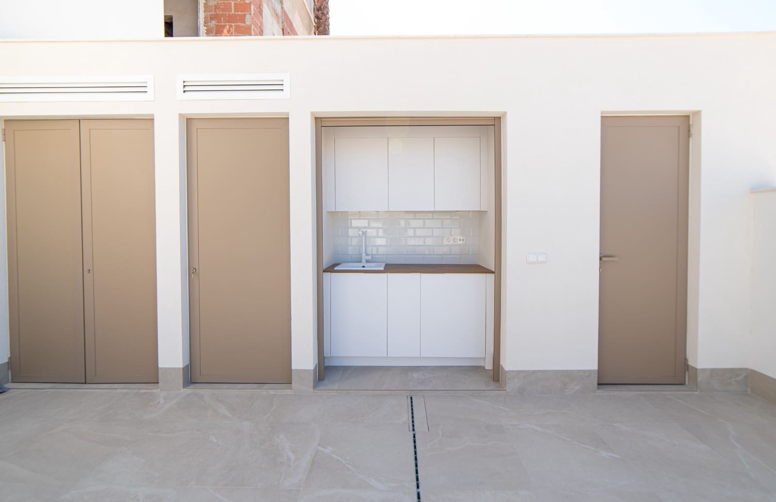 Chalet de 3 habitaciones en Ciudad Quesada en venta con piscina - 394.000 € (Ref: 8497993)