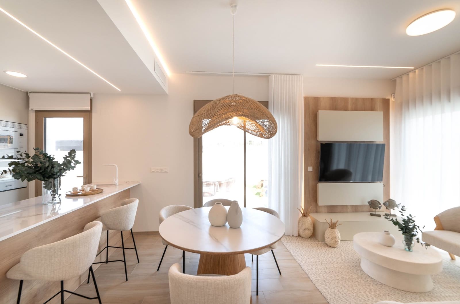 Chalet de 3 habitaciones en Ciudad Quesada en venta con piscina - 394.000 € (Ref: 8497993)