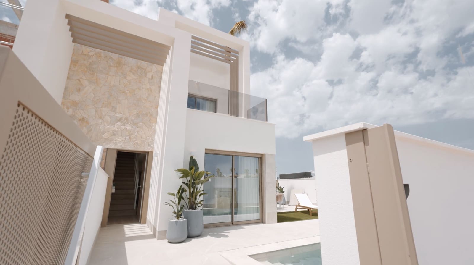 Chalet de 3 habitaciones en Ciudad Quesada en venta con piscina - 394.000 € (Ref: 8497993)