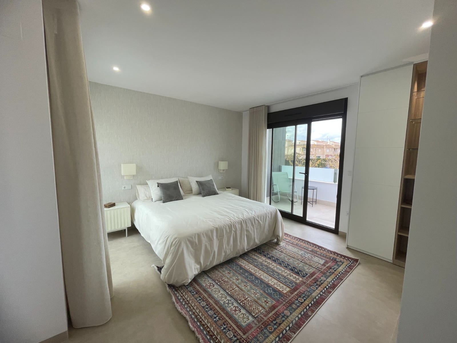 Chalet de 3 habitaciones en San Pedro del Pinatar en venta con piscina - 419.900 € (Ref: 8528520)