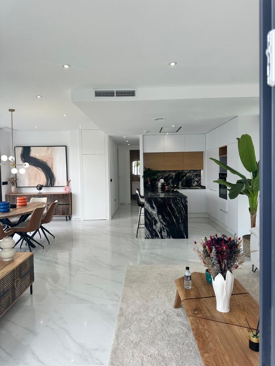 4 bedroom Villa for sale in Finestrat with pool garage - € 1,049,000 (Ref: 8531137)