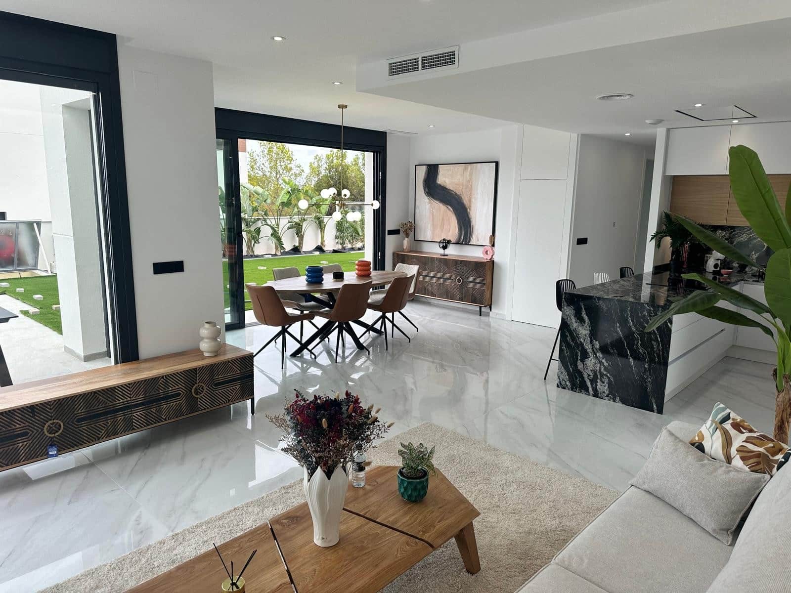 4 bedroom Villa for sale in Finestrat with pool garage - € 1,049,000 (Ref: 8531137)