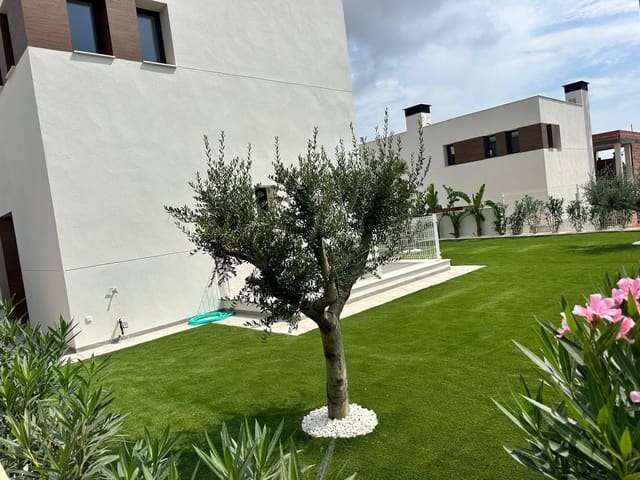 4 Zimmer Villa zu verkaufen in Golf Bahía, Finestrat mit Pool Garage - 1.049.000 € (Ref: 8531137)