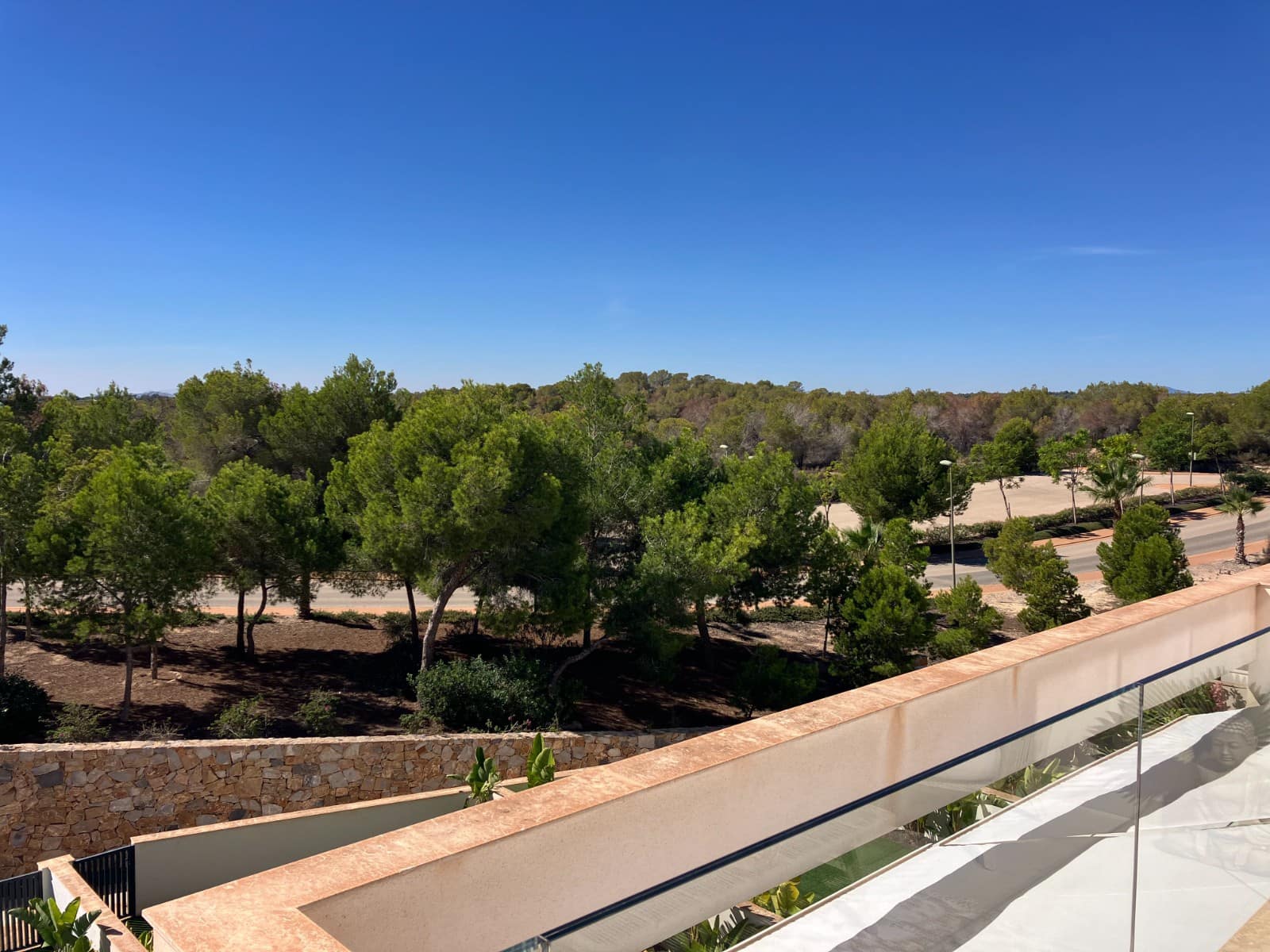 2 slaapkamer Appartement te koop in Las Colinas Golf met zwembad - € 359.000 (Ref: 8552076)