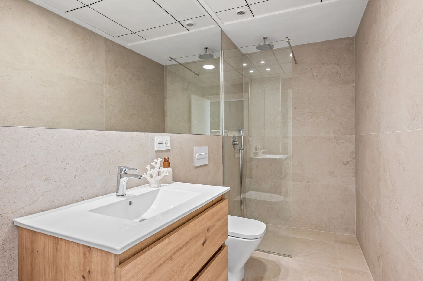 2 Zimmer Apartment zu verkaufen in Los Alcazares mit Pool Garage - 265.000 € (Ref: 8553167)