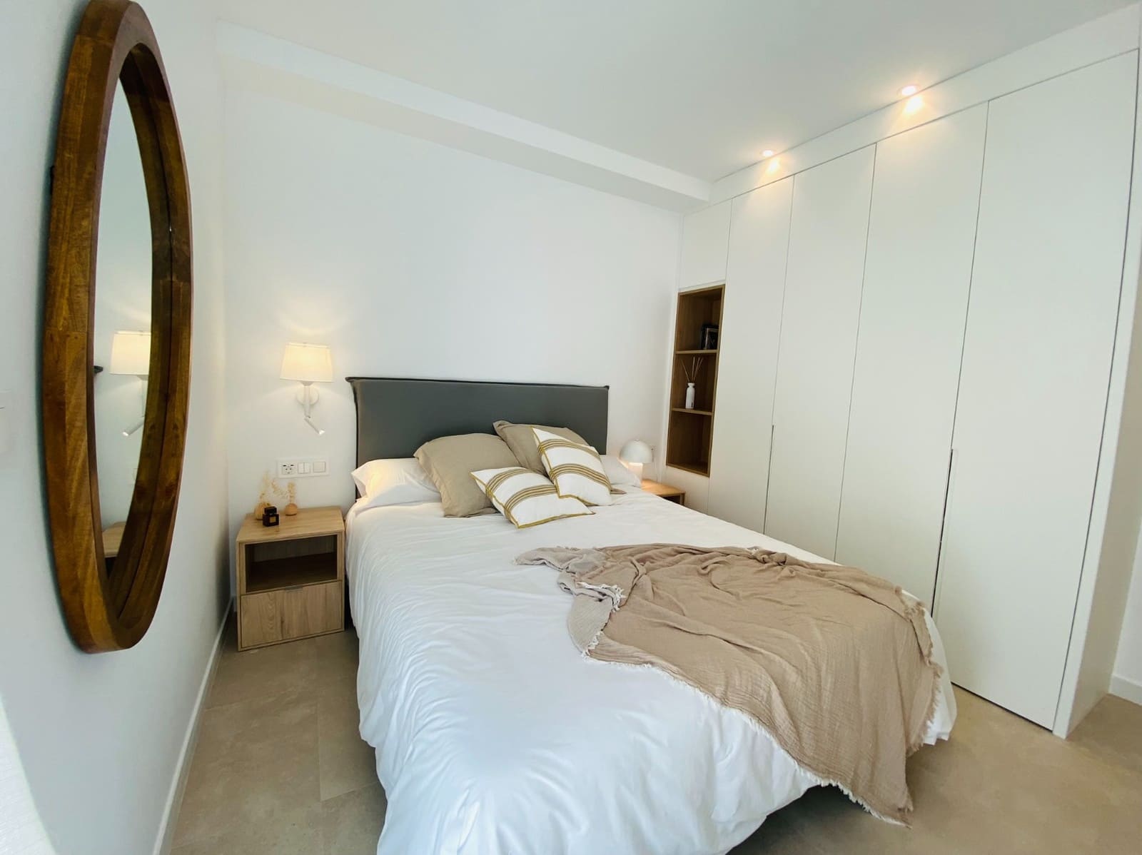 2 bedroom Apartment for sale in Pilar de la Horadada with pool - € 264,900 (Ref: 8567099)