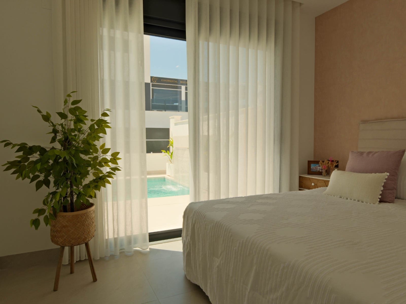 3 bedroom Villa for sale in Benijofar with pool - € 465,000 (Ref: 8635567)