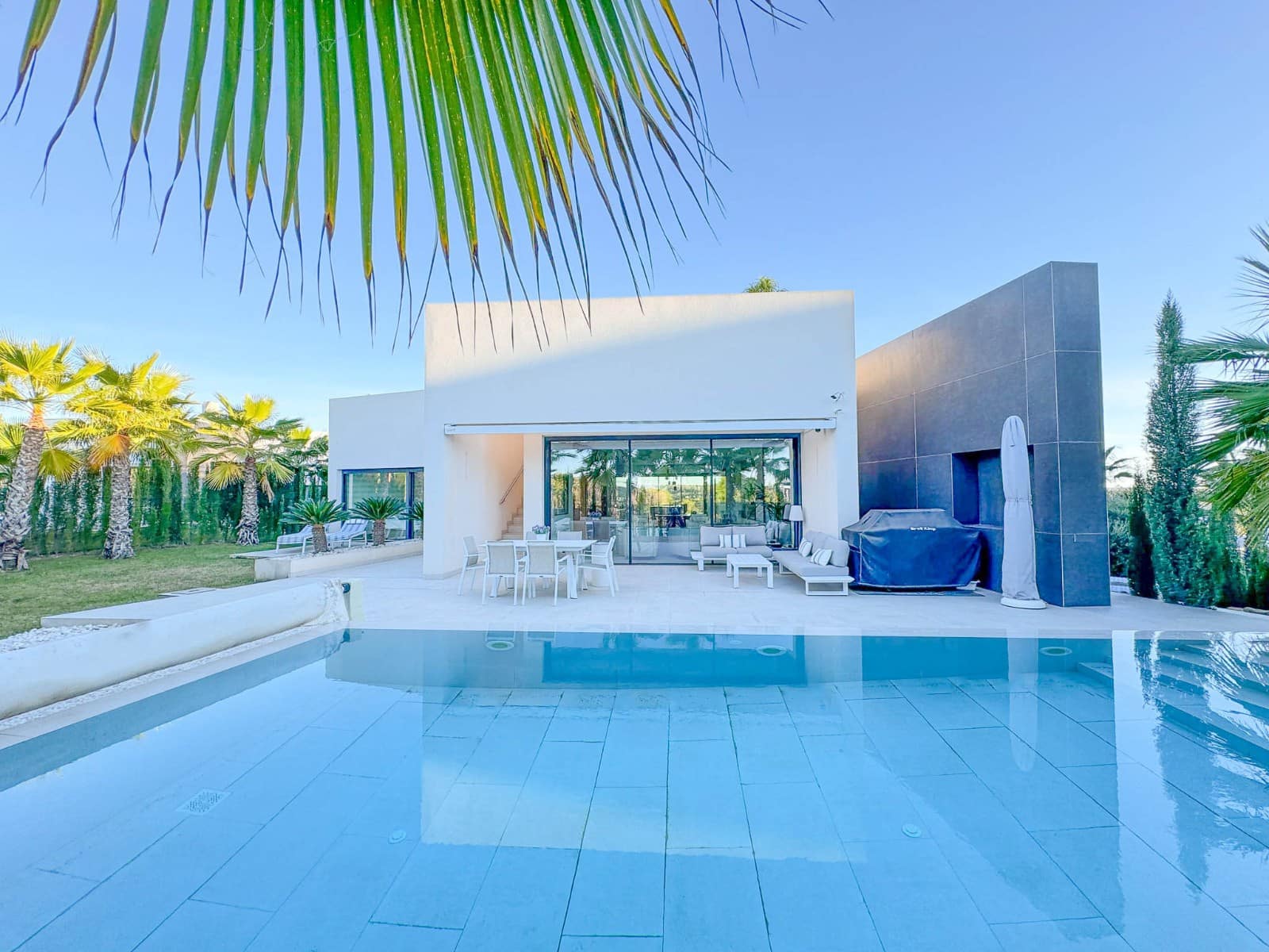 3 Zimmer Villa zu verkaufen in Las Colinas Golf mit Pool - 1.195.000 € (Ref: 8729233)