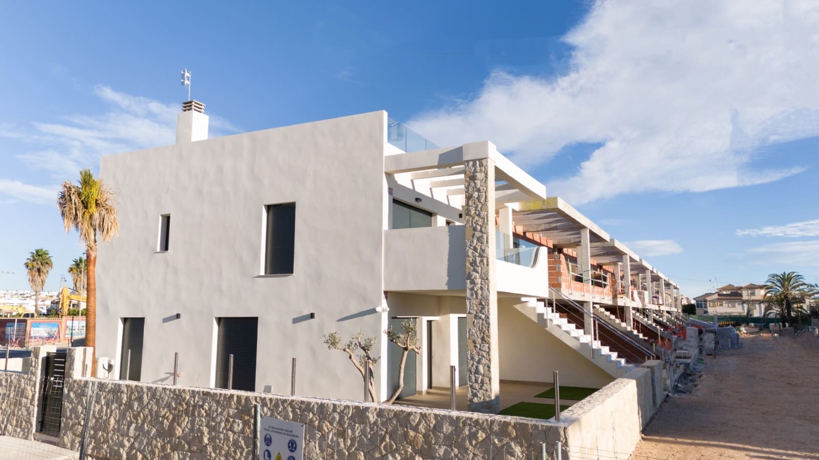 2 bedroom Apartment for sale in Villamartin with pool - € 260,000 (Ref: 8744743)