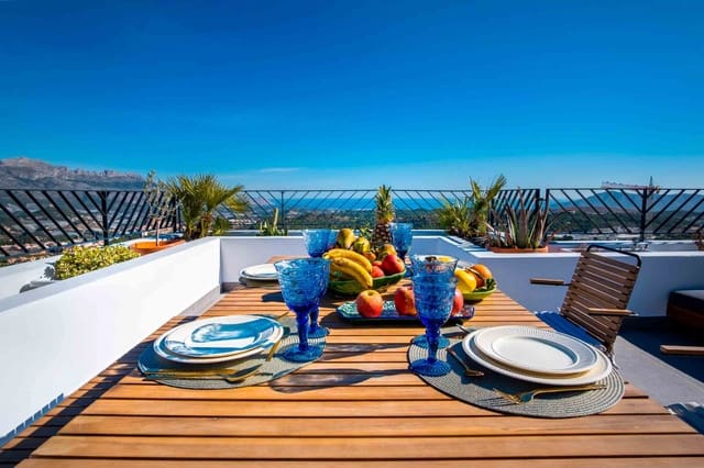 4 chambre Villa/Maison à vendre à Polop avec piscine - 613 000 € (Ref: 8774847)