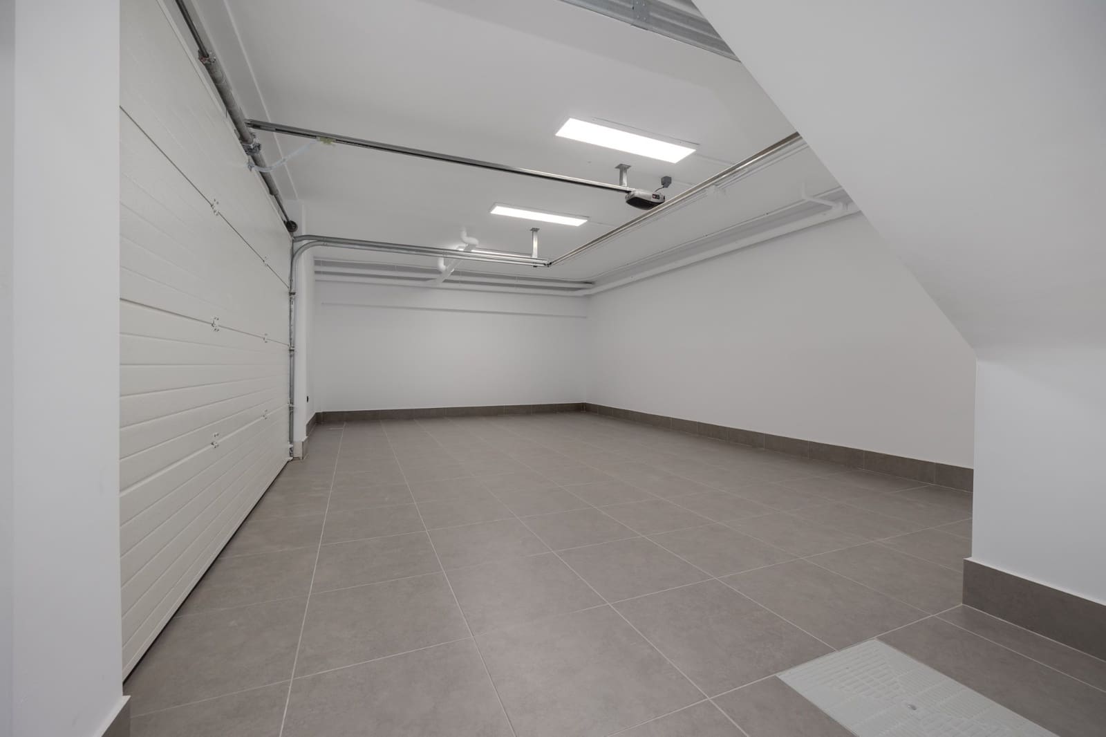 3 Zimmer Villa zu verkaufen in Torrevieja mit Pool Garage - 595.000 € (Ref: 8777155)