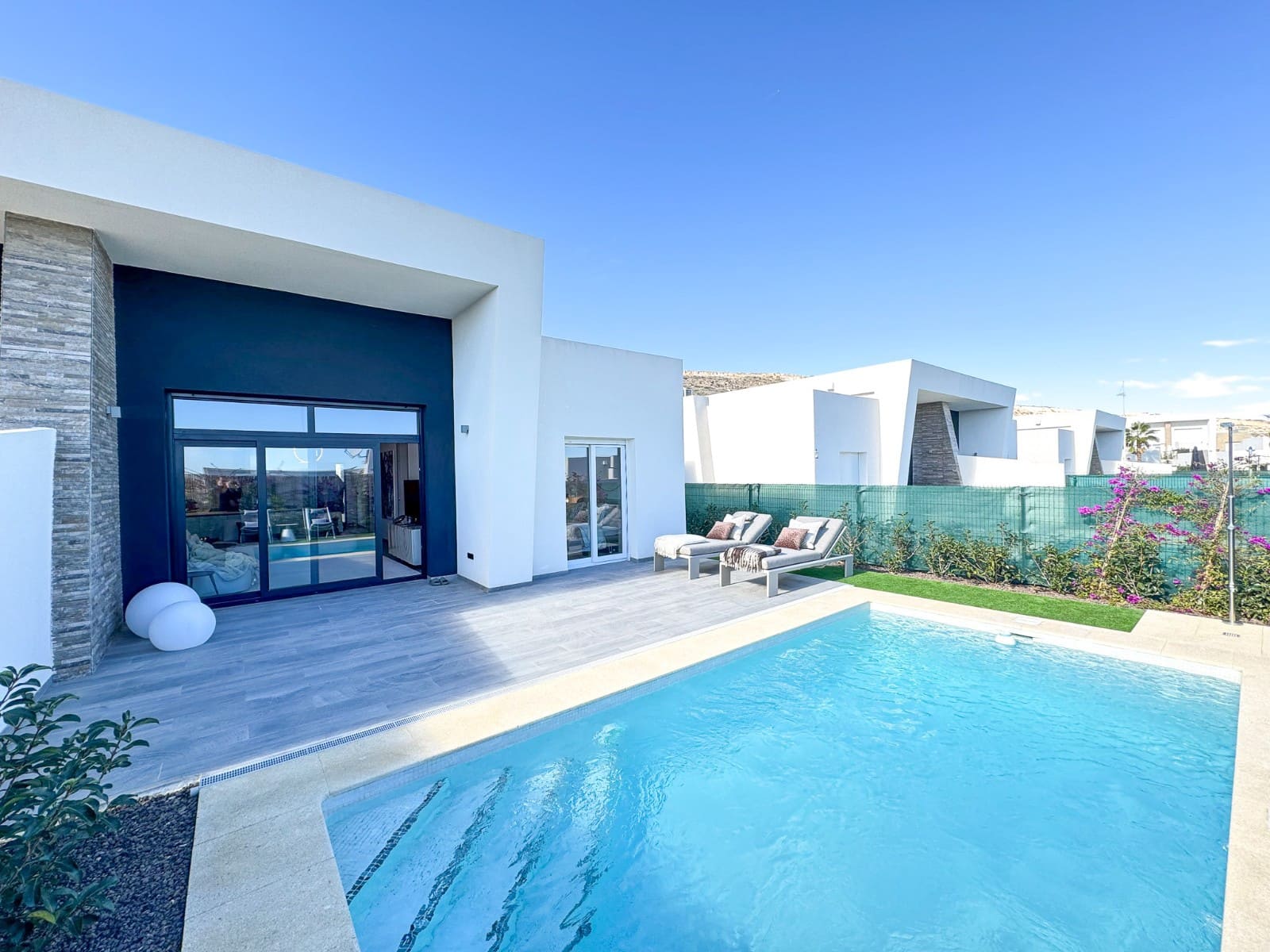 3 makuuhuone Huvila myytävänä paikassa Algorfa mukana uima-altaan - 465 000 € (Ref: 8780566)