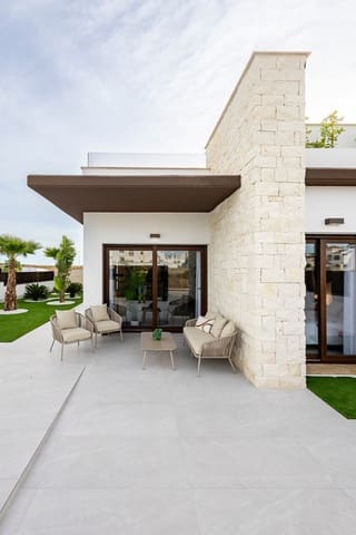 2 bedroom Villa for sale in Los Montesinos with pool - € 345,000 (Ref: 8785705)