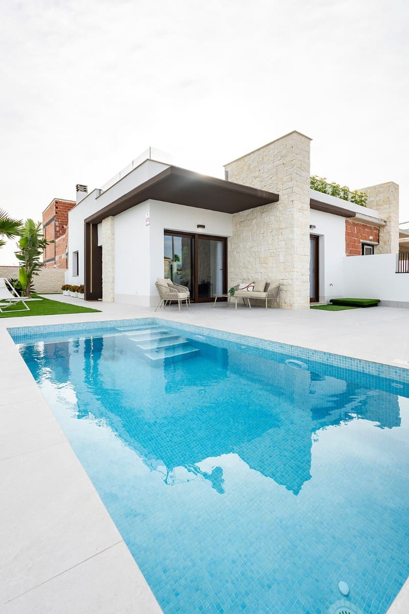 2 sypialnia Willa na sprzedaż w Los Montesinos z basenem - 345 000 € (Ref: 8785705)