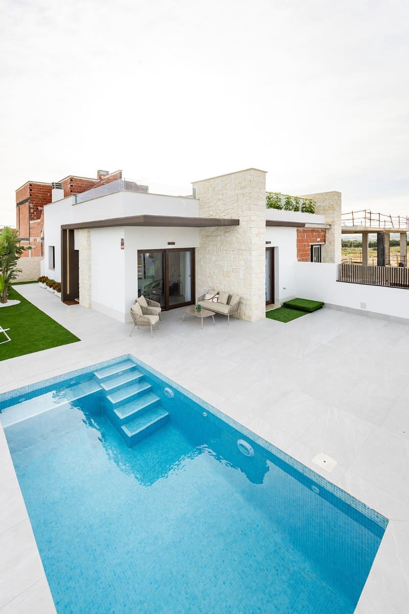 2 sypialnia Willa na sprzedaż w Los Montesinos z basenem - 345 000 € (Ref: 8785705)