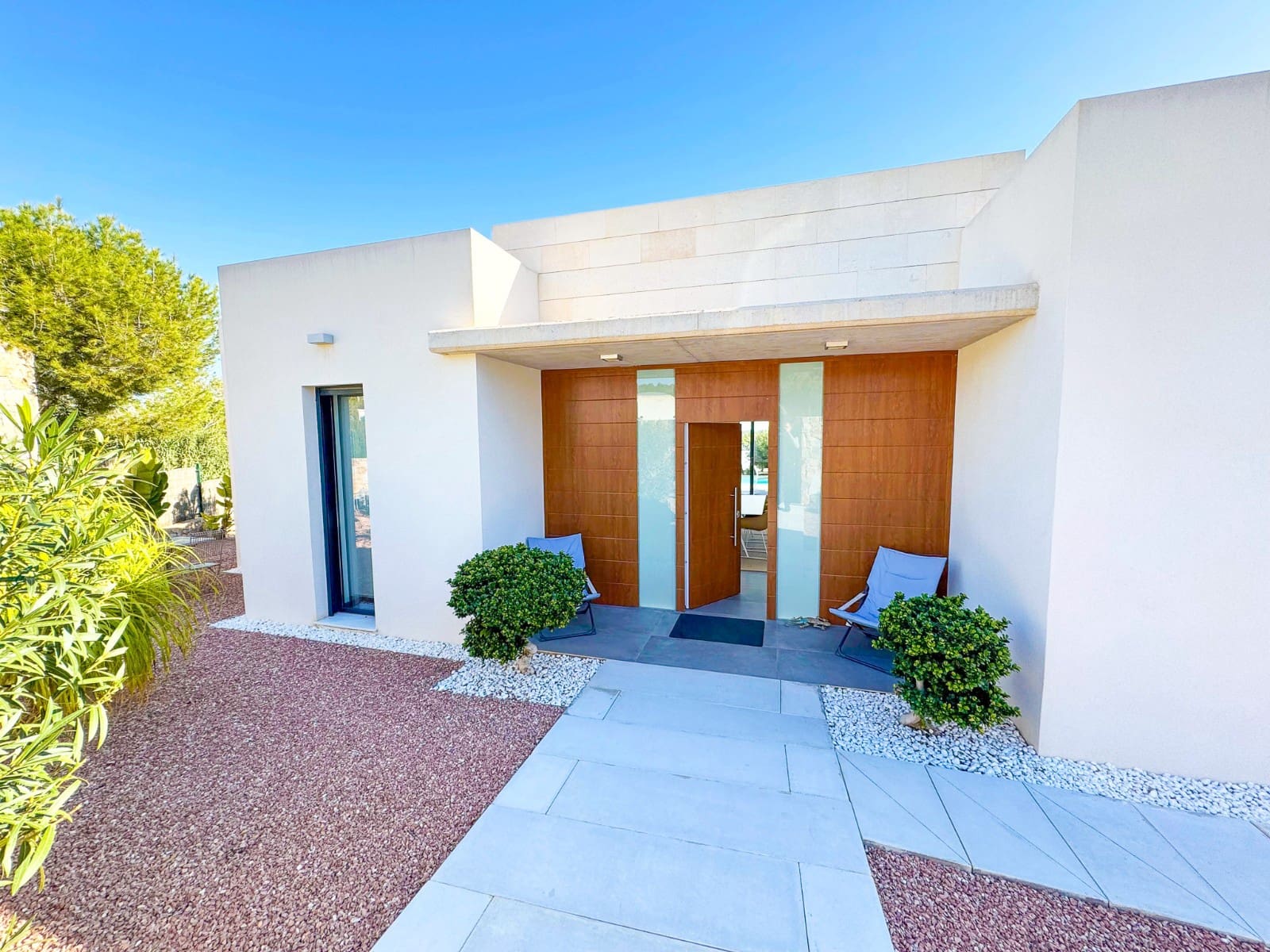 4 quarto Moradia para venda em Las Colinas Golf com piscina - 875 000 € (Ref: 8786125)