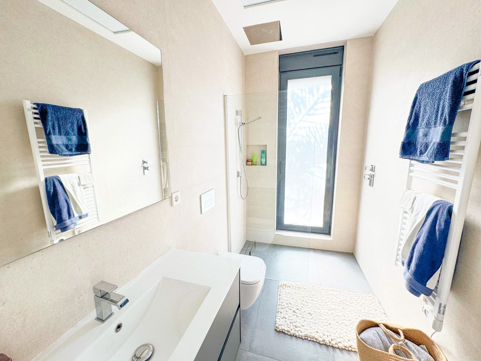 4 quarto Moradia para venda em Las Colinas Golf com piscina - 875 000 € (Ref: 8786125)