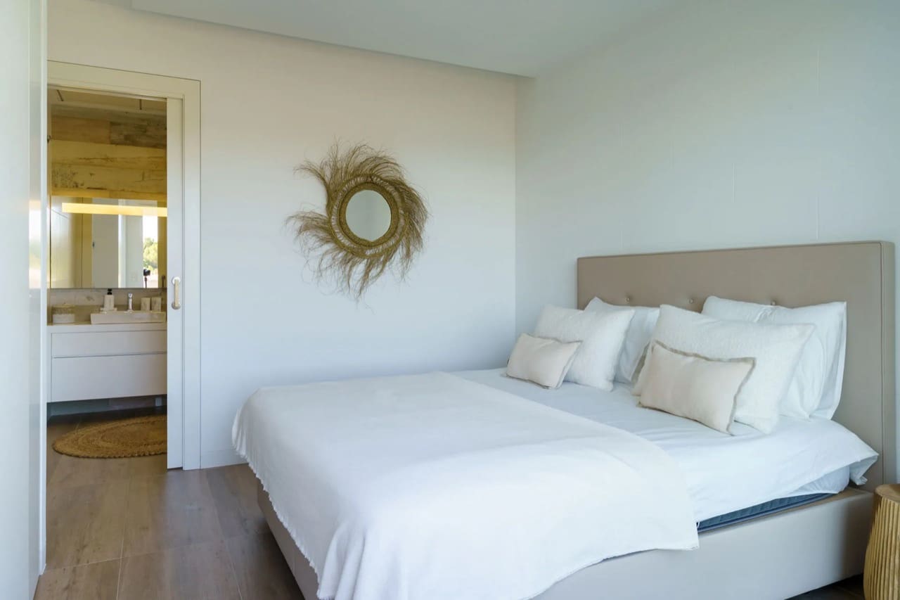 5 soverom Villa til salgs i Las Colinas Golf med svømmebasseng - € 1 960 000 (Ref: 8786126)