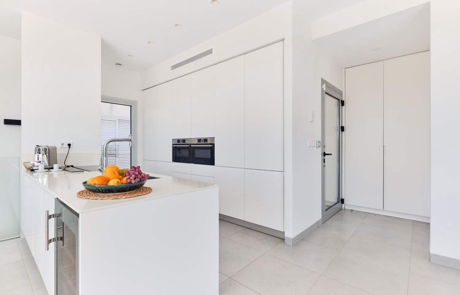 3 quarto Moradia para venda em Las Colinas Golf com piscina - 1 495 000 € (Ref: 8845395)