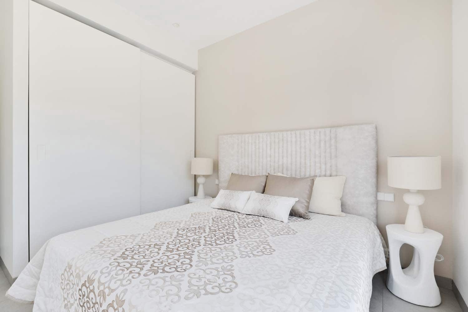 3 quarto Moradia para venda em Las Colinas Golf com piscina - 1 495 000 € (Ref: 8845395)